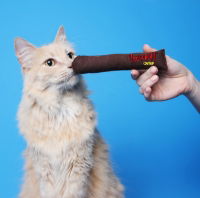 Rosewood Yeowww Cigar Toy